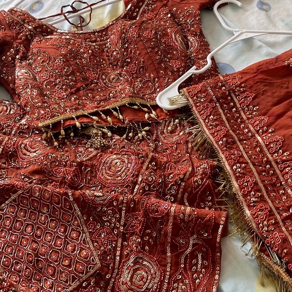 Brand new Bridal lehnga - Picture 2 of 4